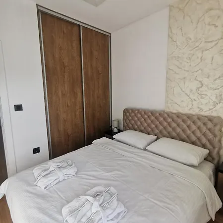 Sajam Exclusive Lejlighed Novi Sad