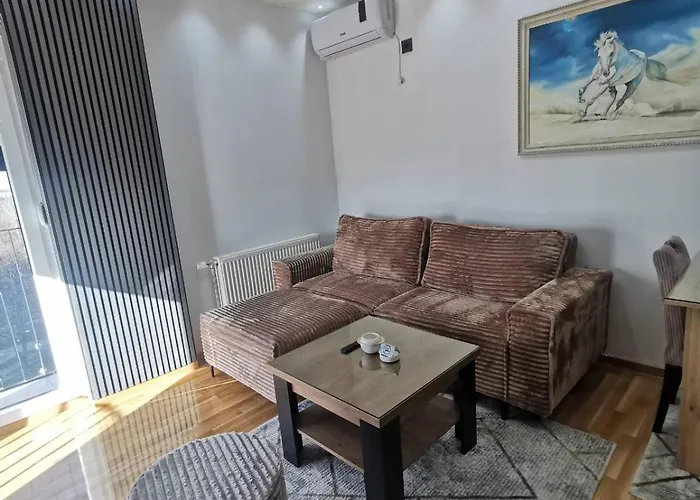 Sajam Exclusive شقة نوفي ساد